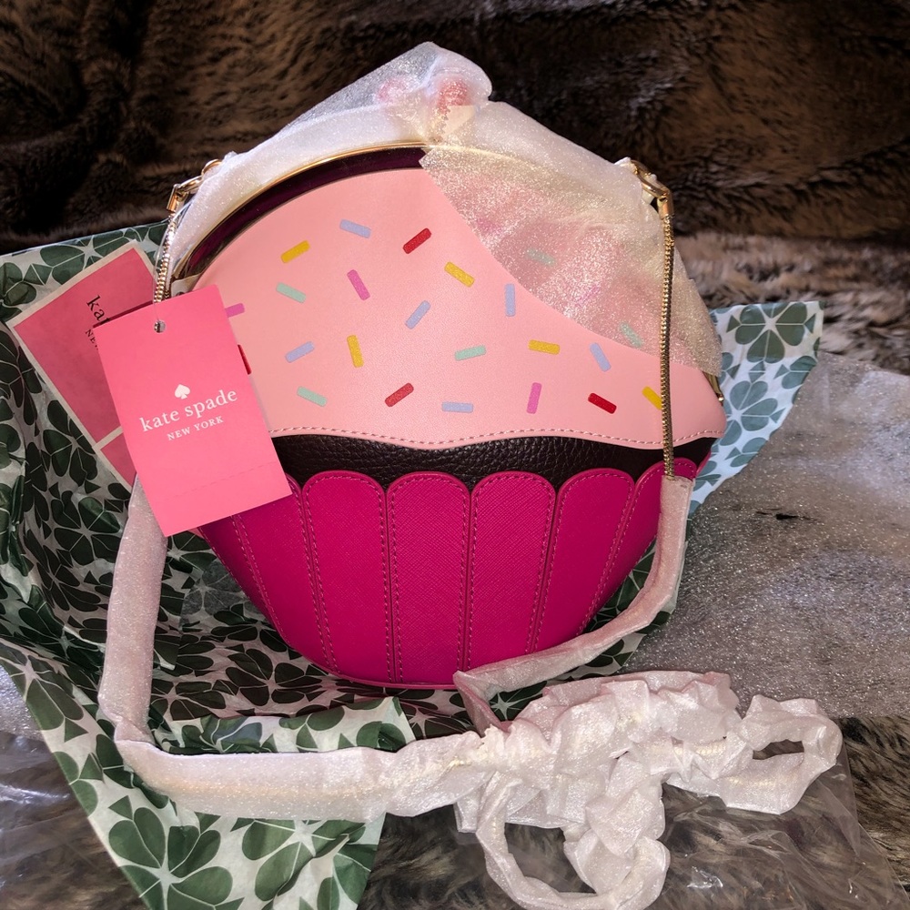 Kate Spade Cupcake Crossbody Rare NWT